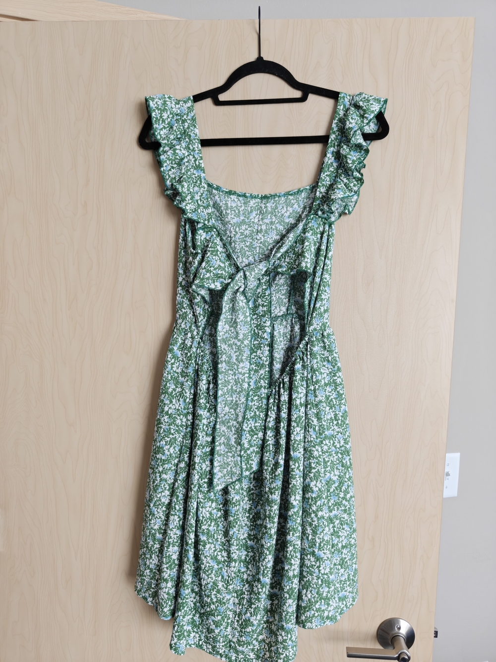 Green Floral Ruffle-Strap Dress - Picture 2 of 2